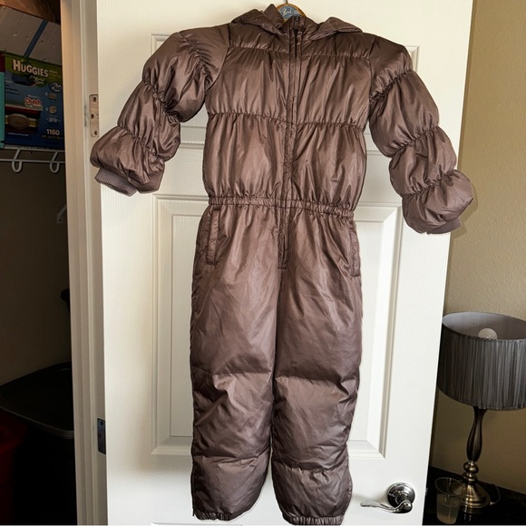 Baby Gap 5 year old Snow Suit - Picture 1 of 7